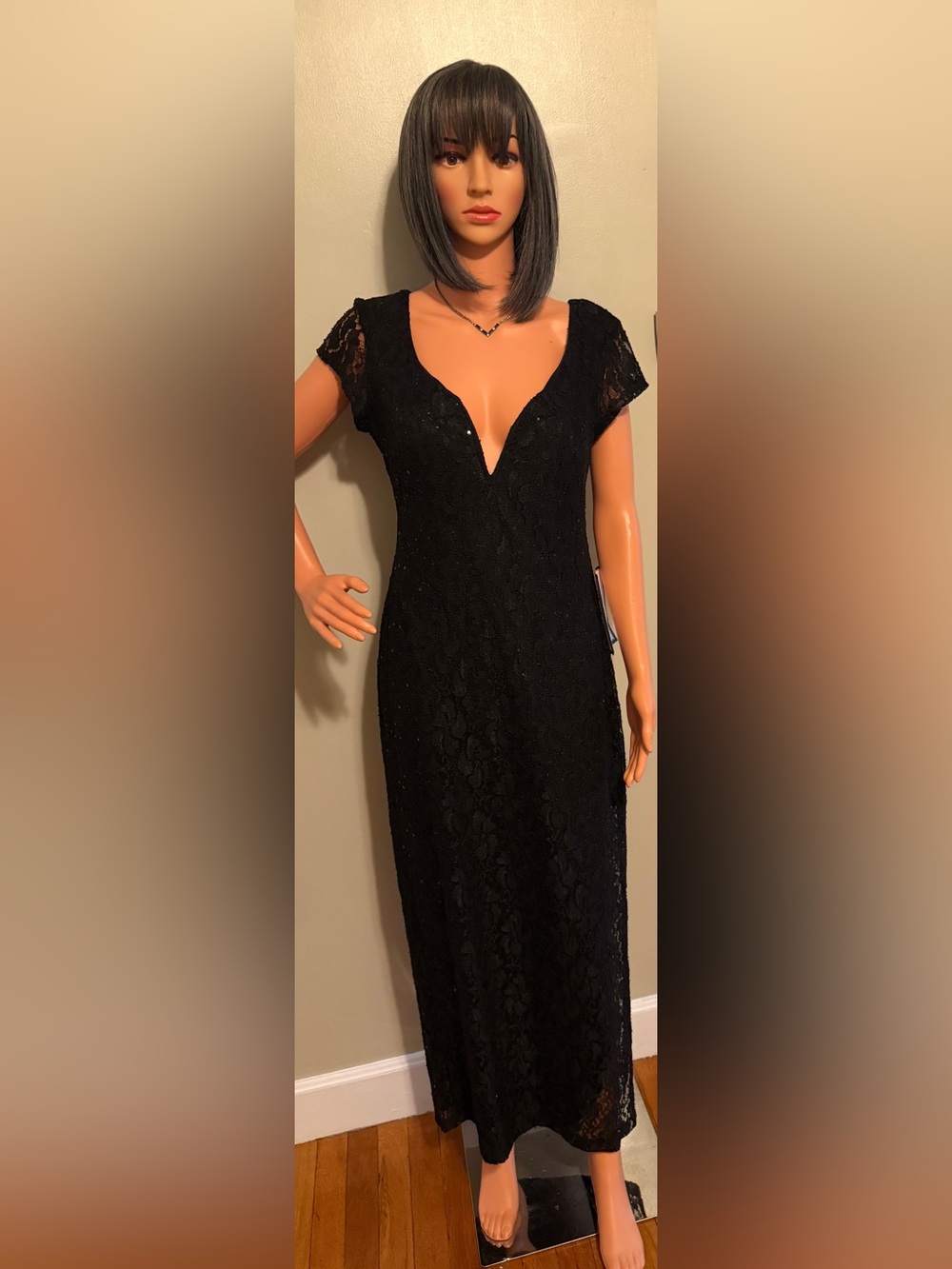 connected apparel Black Lace Sequin Long-Sleeve Evening Gown - Picture 6 of 14